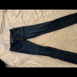 American Eagle blue jeans